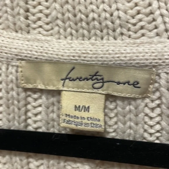 Forever 21 Belted Cream Cardigan Sweater - Picture 4 of 5